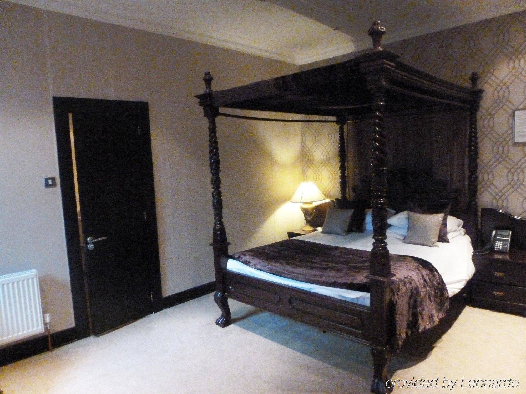 The Popinjay Hotel Larkhall  Extérieur photo