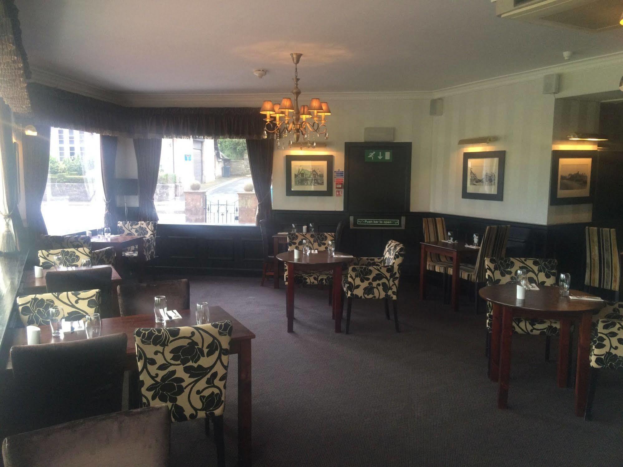 The Popinjay Hotel Larkhall  Extérieur photo